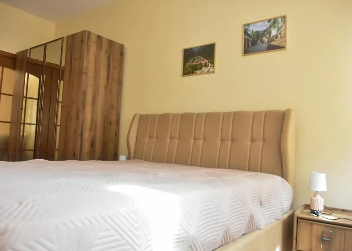 Trimaya - Comfort In The Center Apartament Warna